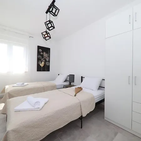 Apartment Nero Zadar